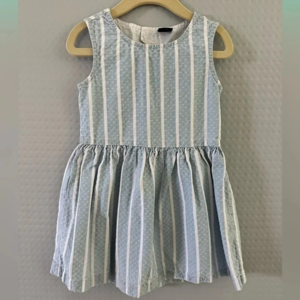 Gap kids lightweight blue/weight summer dress size 4/5T